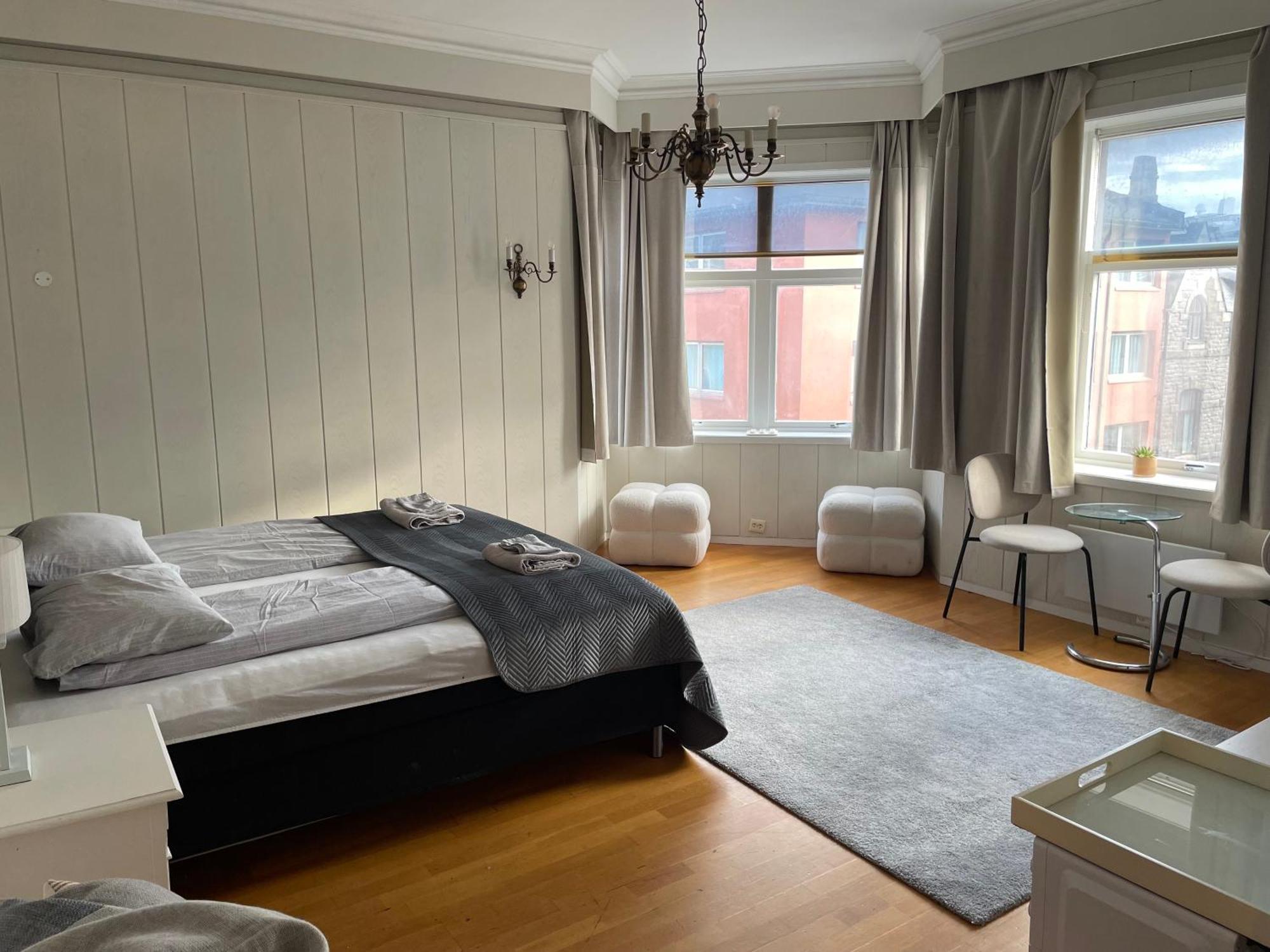 Kirkegata 4 * Ålesund